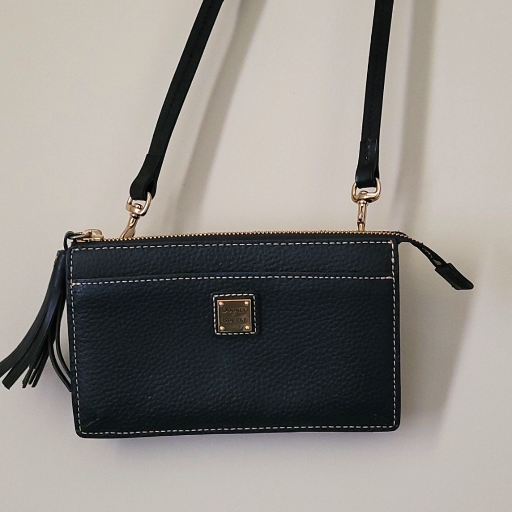 Dooney and Bourke leather crossbody wallet purse